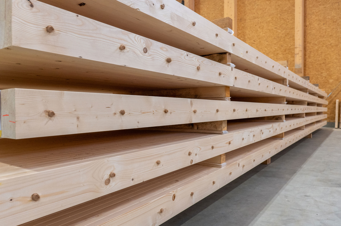 STRATTURA Naturholzdecken, gedübelter Brettstapel